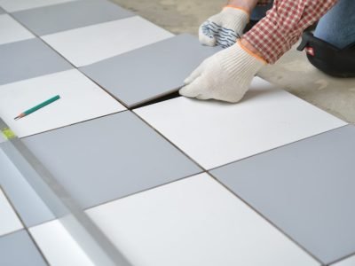 0205090001-1-Tiling-Work-Installation-shutterstock_196421168